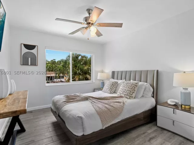 Продажа дома по адресу 1617 SW 17th Ave - фото 9384018