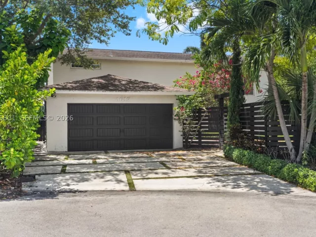 Продажа дома по адресу 1617 SW 17th Ave - фото 9384027