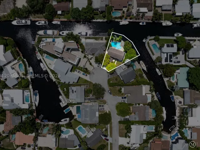 Продажа дома по адресу 1617 SW 17th Ave - фото 9384030