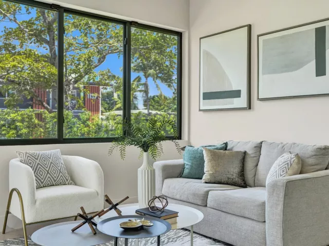 Продажа дома по адресу 1140 SE 6TH Terrace - фото 9382471