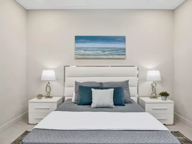 Продажа дома по адресу 1140 SE 6TH Terrace - фото 9382508
