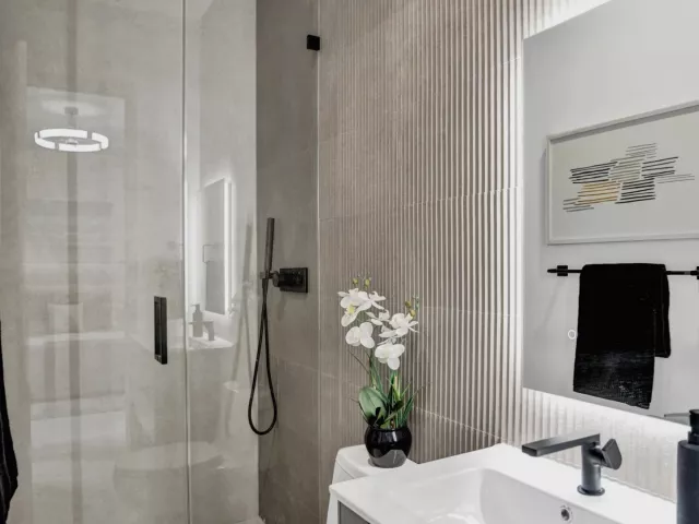 Продажа дома по адресу 1140 SE 6TH Terrace - фото 9382513