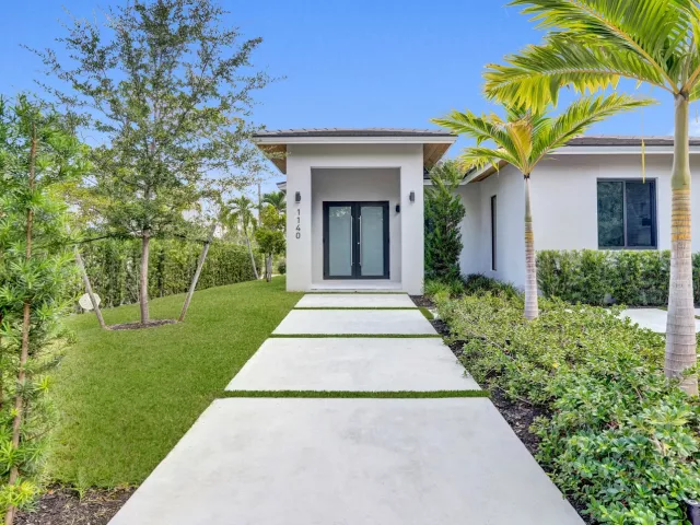 Продажа дома по адресу 1140 SE 6TH Terrace - фото 9382516