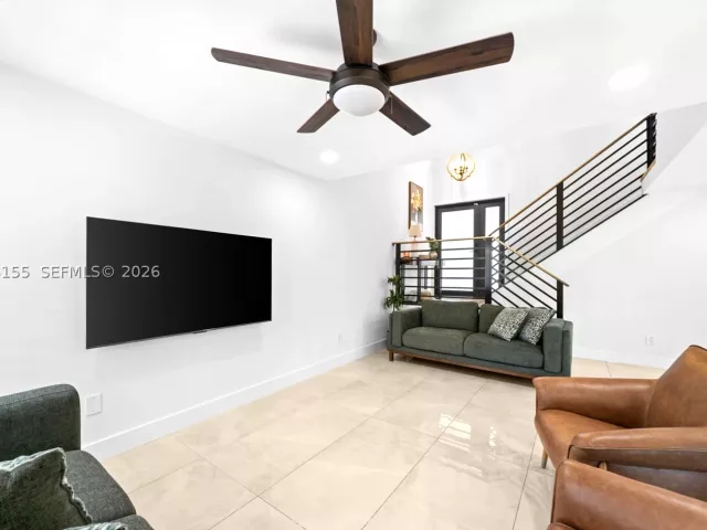 Продажа дома по адресу 6711 SW 129th Ct - фото 9384631