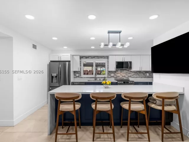 Продажа дома по адресу 6711 SW 129th Ct - фото 9384635
