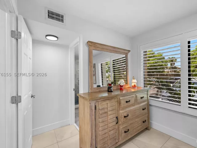 Продажа дома по адресу 6711 SW 129th Ct - фото 9384646