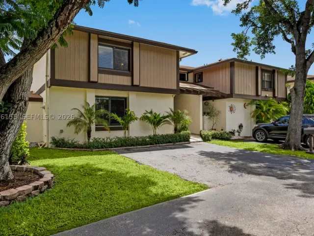 Продажа дома по адресу 6711 SW 129th Ct - фото 9384622