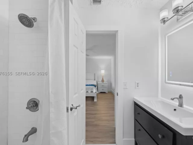 Продажа дома по адресу 6711 SW 129th Ct - фото 9384668