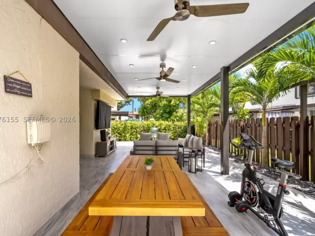 Продажа дома по адресу 6711 SW 129th Ct - фото 9384675