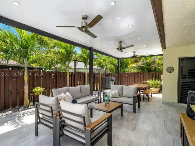 Продажа дома по адресу 6711 SW 129th Ct - фото 9384677
