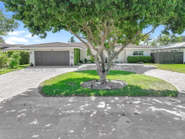 Продажа дома по адресу 2225 NE 16th Ave - фото 9456223