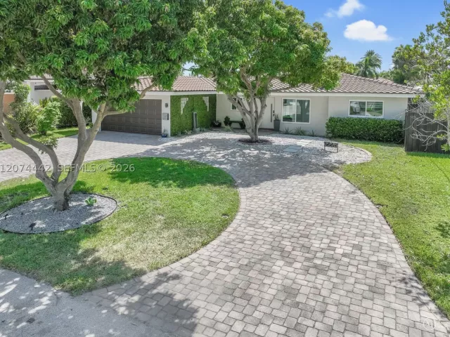 Продажа дома по адресу 2225 NE 16th Ave - фото 9456225