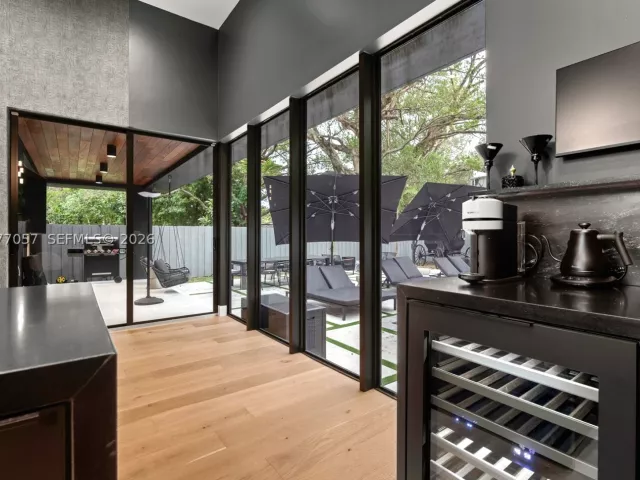 Продажа дома по адресу 400 NW 49th St - фото 9390576