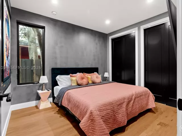 Продажа дома по адресу 400 NW 49th St - фото 9390582