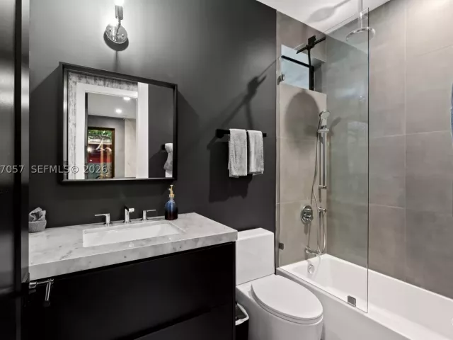 Продажа дома по адресу 400 NW 49th St - фото 9390584