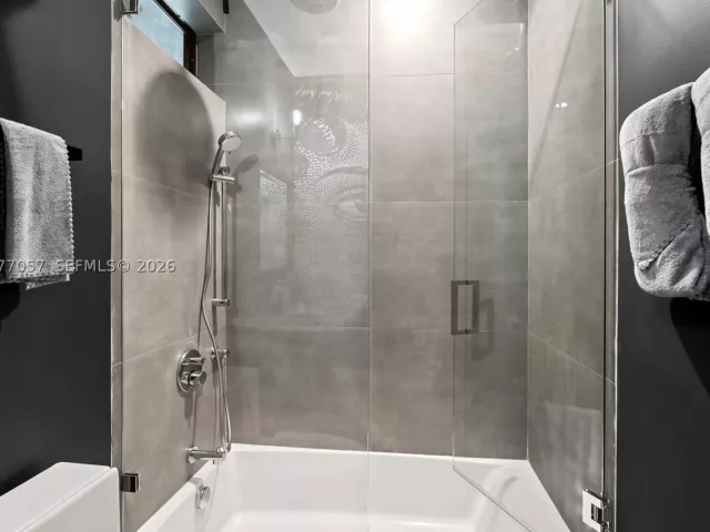 Продажа дома по адресу 400 NW 49th St - фото 9390585