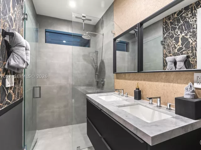 Продажа дома по адресу 400 NW 49th St - фото 9390597