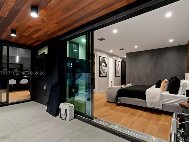 Продажа дома по адресу 400 NW 49th St - фото 9390599