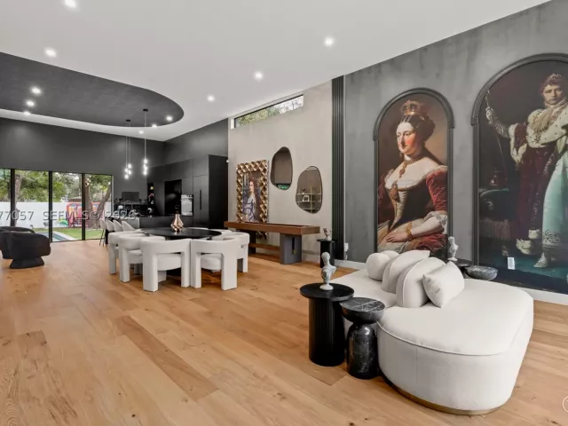 Продажа дома по адресу 400 NW 49th St - фото 9390565