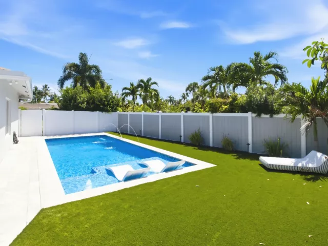 Продажа дома по адресу 398 NE 23rd Street - фото 9395186