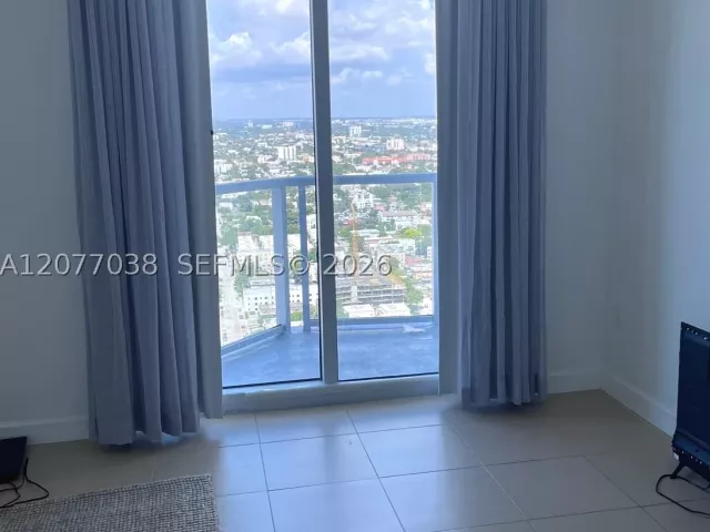 Квартира в аренду номер3702 - фото 9386660