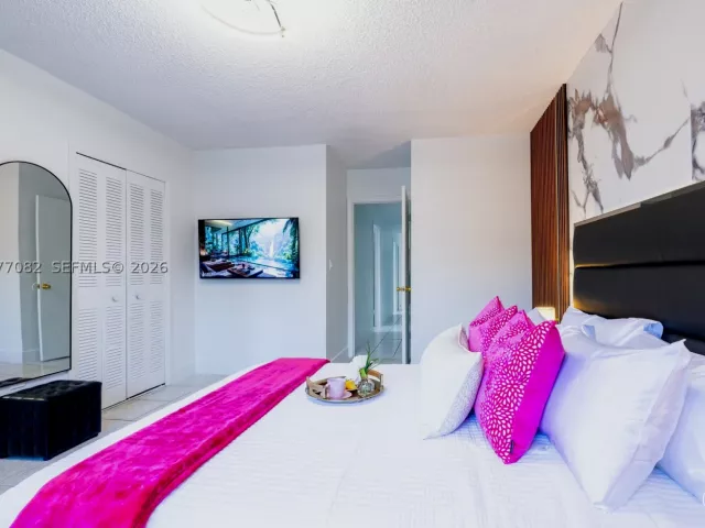 Продажа дома по адресу 13540 SW 180th Ter - фото 9385520