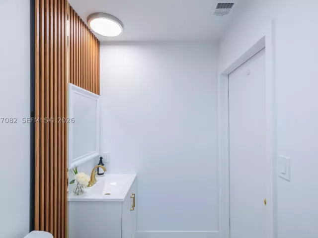 Продажа дома по адресу 13540 SW 180th Ter - фото 9385502