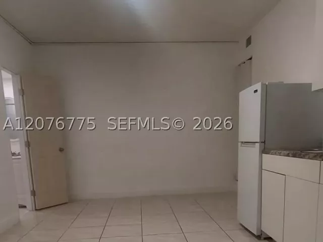 Продажа дома по адресу 13904 SW 18th Ter - фото 9394001