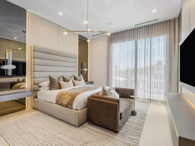 Продажа дома по адресу 748 NE 72nd Street - фото 9384322