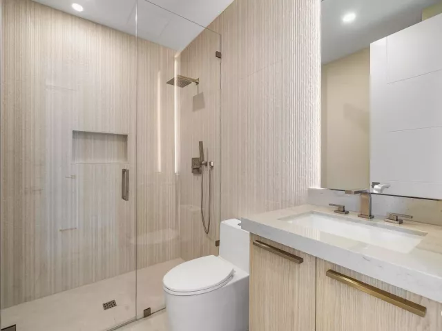 Продажа дома по адресу 748 NE 72nd Street - фото 9384330