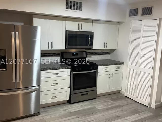 Продажа дома по адресу 7133 SW 109th Ct - фото 9386116