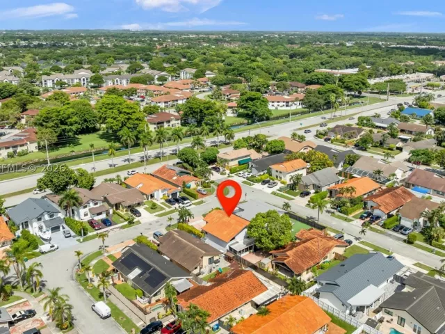 Продажа дома по адресу 9911 SW 136th Ct - фото 9386365