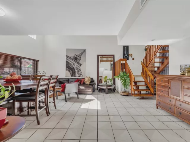 Продажа дома по адресу 9911 SW 136th Ct - фото 9386373