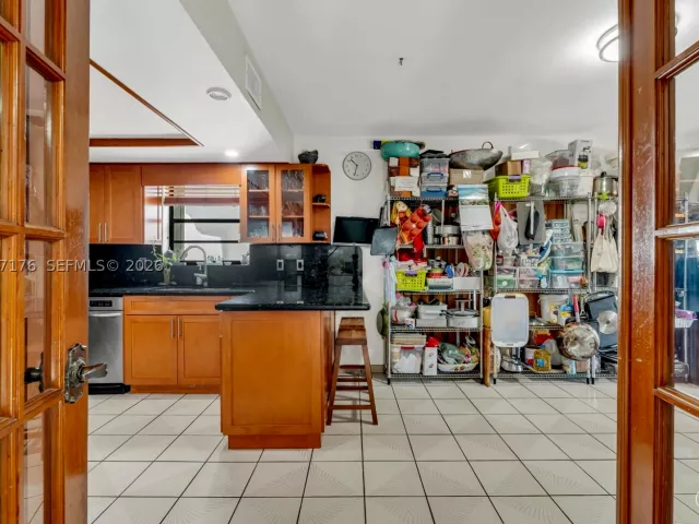 Продажа дома по адресу 9911 SW 136th Ct - фото 9386379
