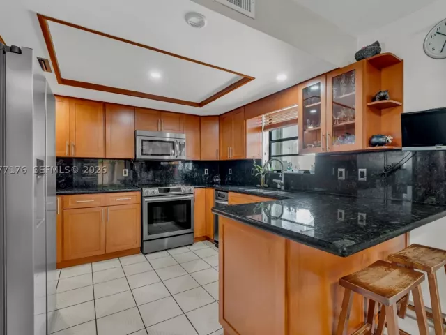 Продажа дома по адресу 9911 SW 136th Ct - фото 9386387