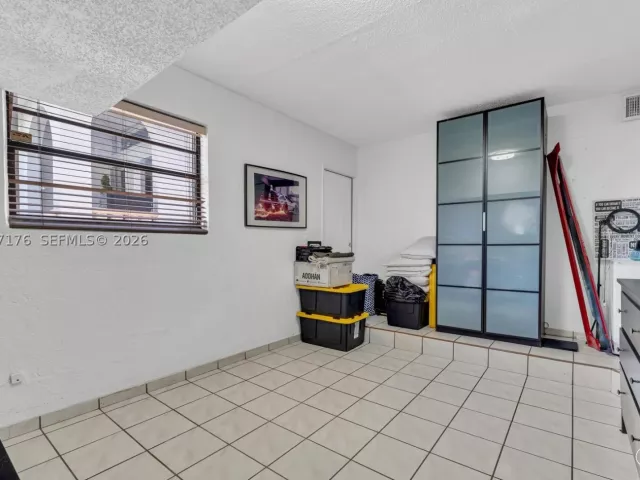 Продажа дома по адресу 9911 SW 136th Ct - фото 9386391