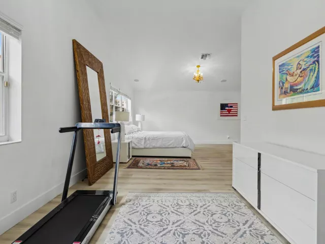 Продажа дома по адресу 7419 Panache Way - фото 9386333