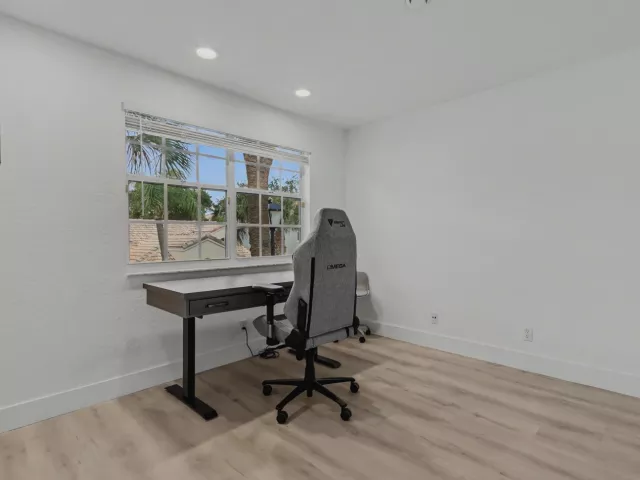 Продажа дома по адресу 7419 Panache Way - фото 9386345