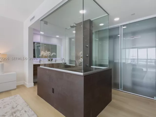 Квартира в аренду номер3403 - фото 9387238