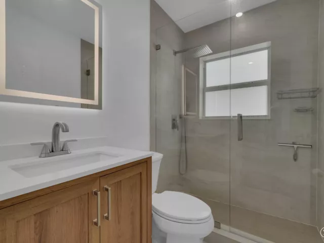 Продажа дома по адресу 2517 Rodman Street - фото 9387886