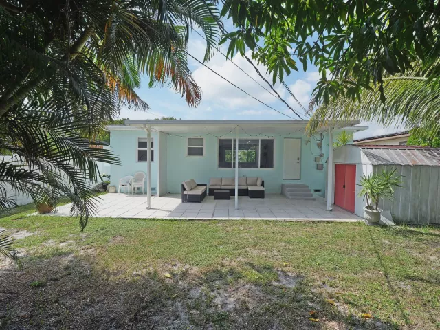 Продажа дома по адресу 2517 Rodman Street - фото 9387891