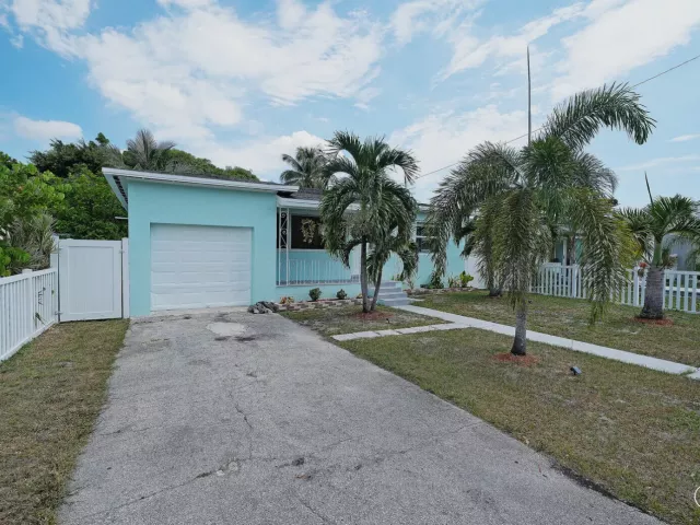 Продажа дома по адресу 2517 Rodman Street - фото 9387868