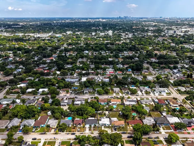 Продажа дома по адресу 2517 Rodman Street - фото 9387899