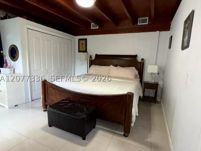 Продажа дома по адресу 4289 NW 5th St - фото 9387801