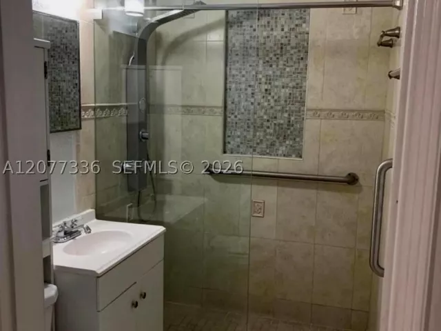 Продажа дома по адресу 4289 NW 5th St - фото 9387802