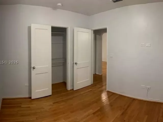 Продажа дома по адресу 4289 NW 5th St - фото 9387810