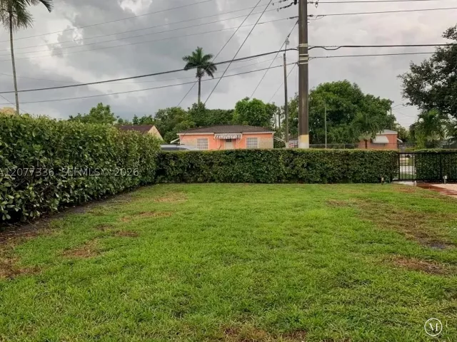 Продажа дома по адресу 4289 NW 5th St - фото 9387815