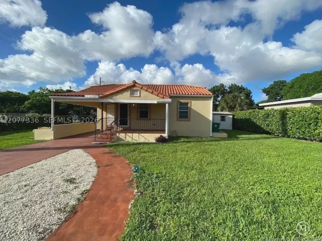 Продажа дома по адресу 4289 NW 5th St - фото 9387793