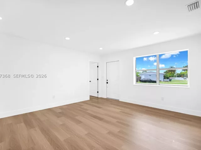 Продажа дома по адресу 28740 SW 143rd Ct - фото 9389289