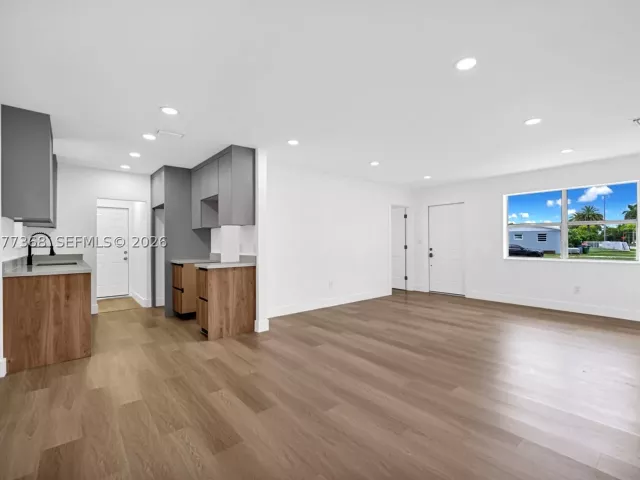 Продажа дома по адресу 28740 SW 143rd Ct - фото 9389294